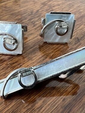 Vintage Silvertone and Mother-of-Pearl Tie Clip and Cuff Links